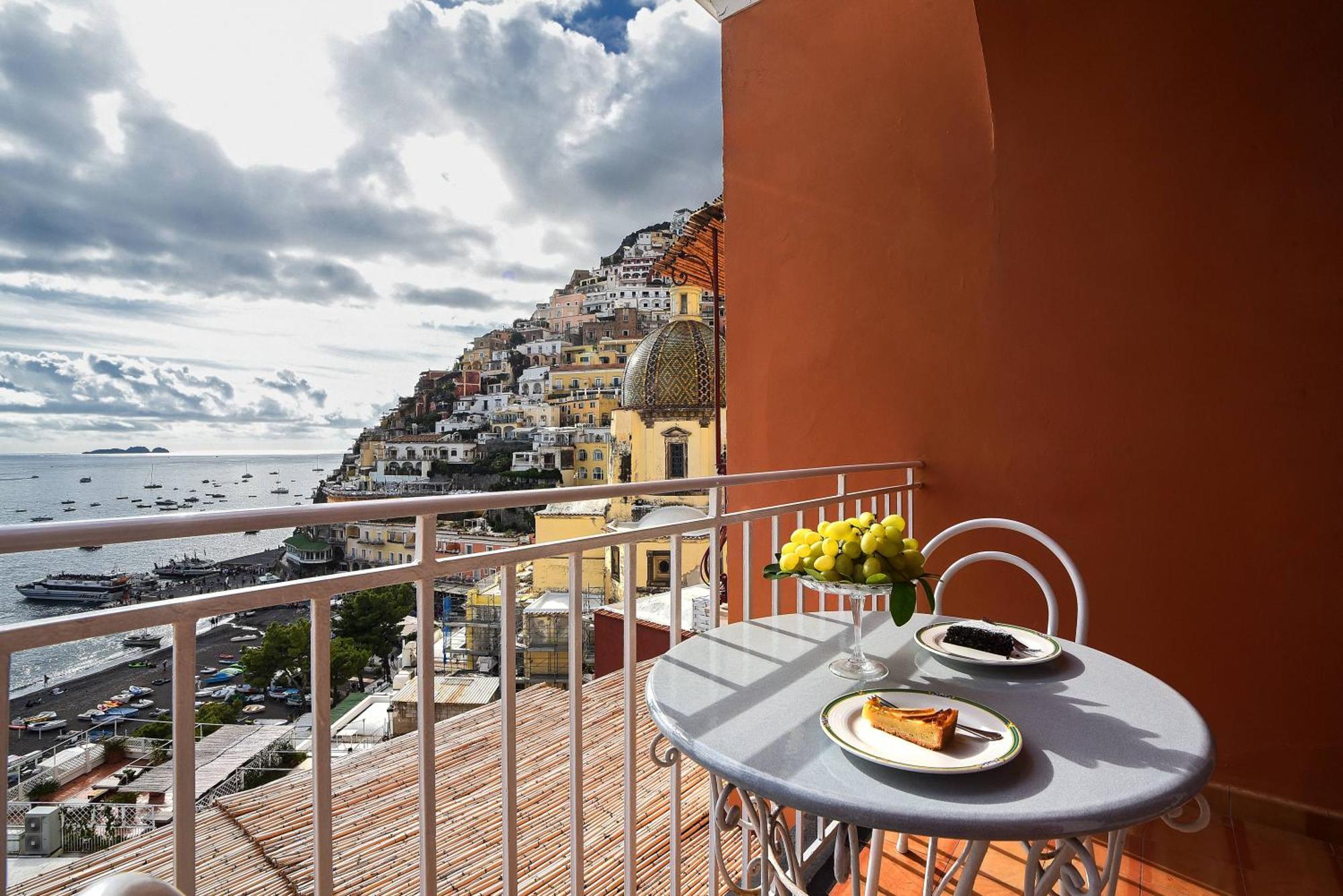 Hotel Buca Di Bacco Positano Esterno foto