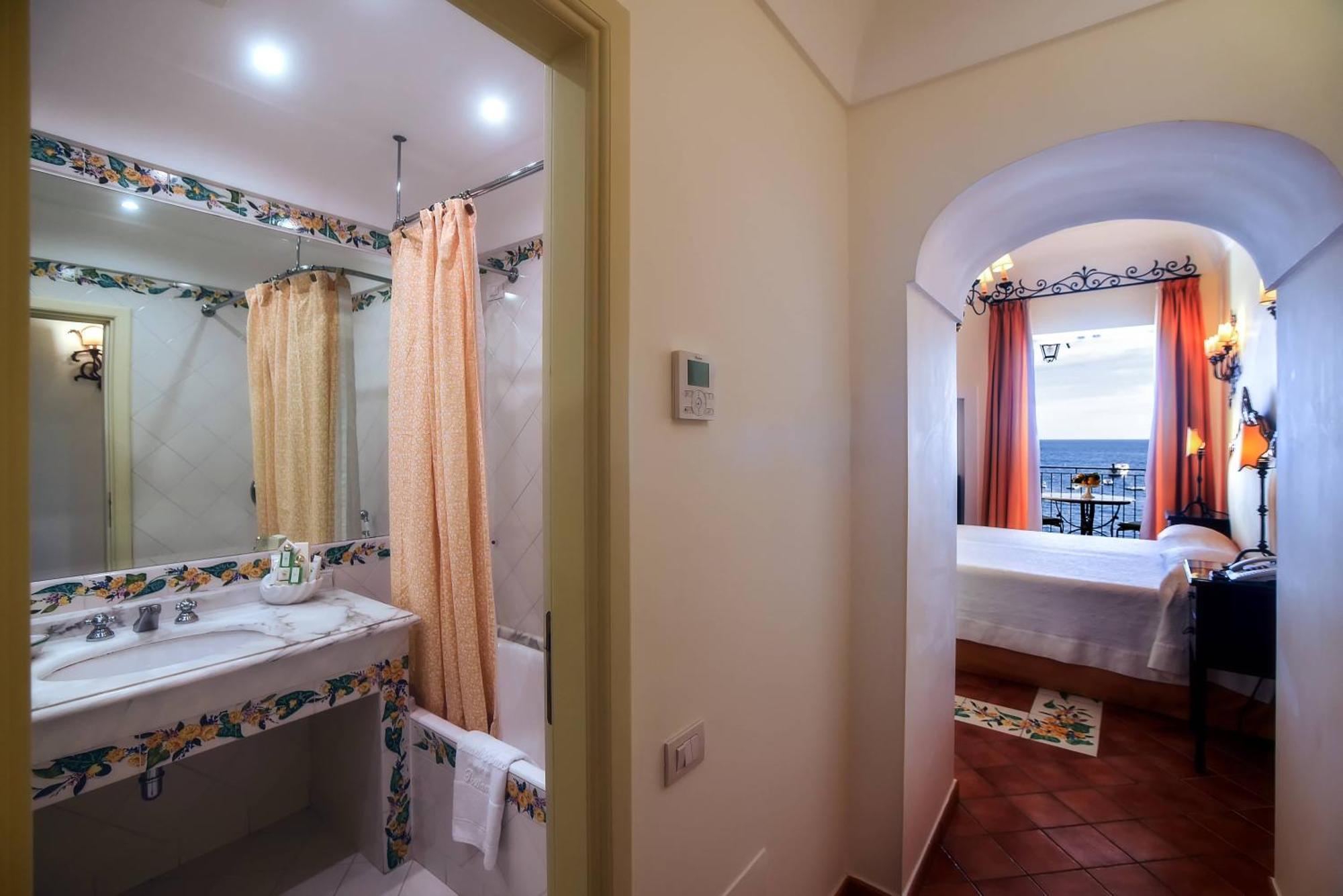 Hotel Buca Di Bacco Positano Esterno foto